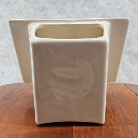 Royal Windsor Thinking Of You Planter Floral Cream & Gold Speckle Crackle Finish - Picture 8 of 8